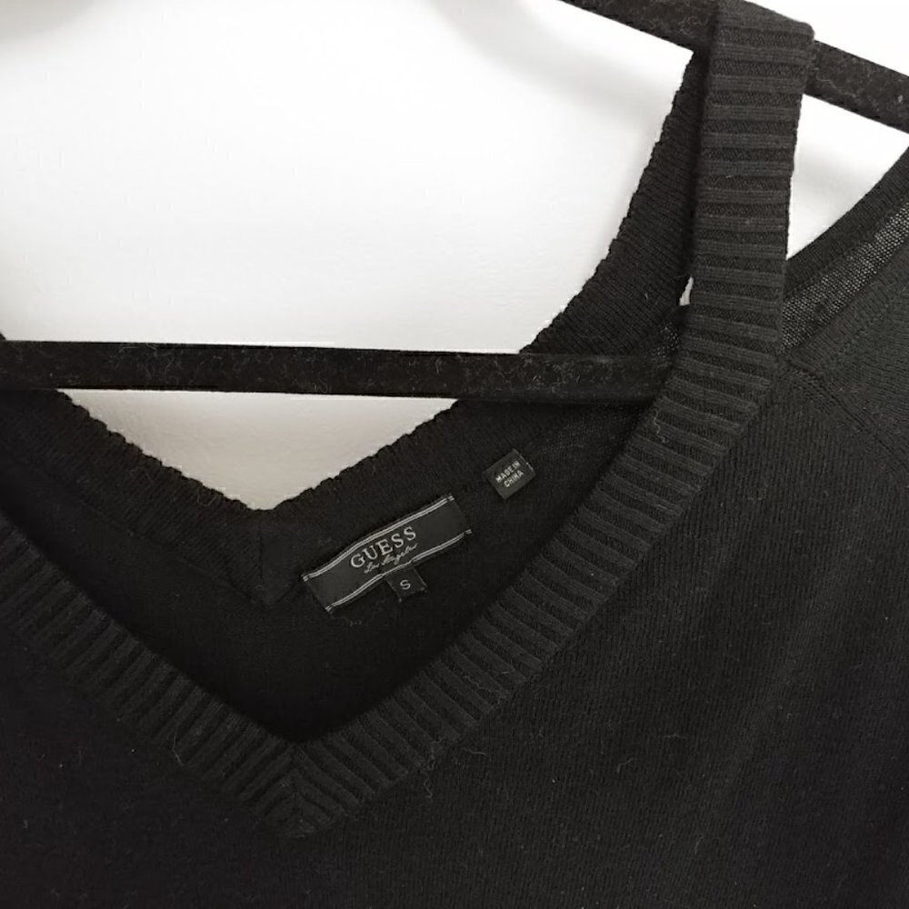 Guess long sleeve black top, cold shoulder style, size small - Picture 2 of 3